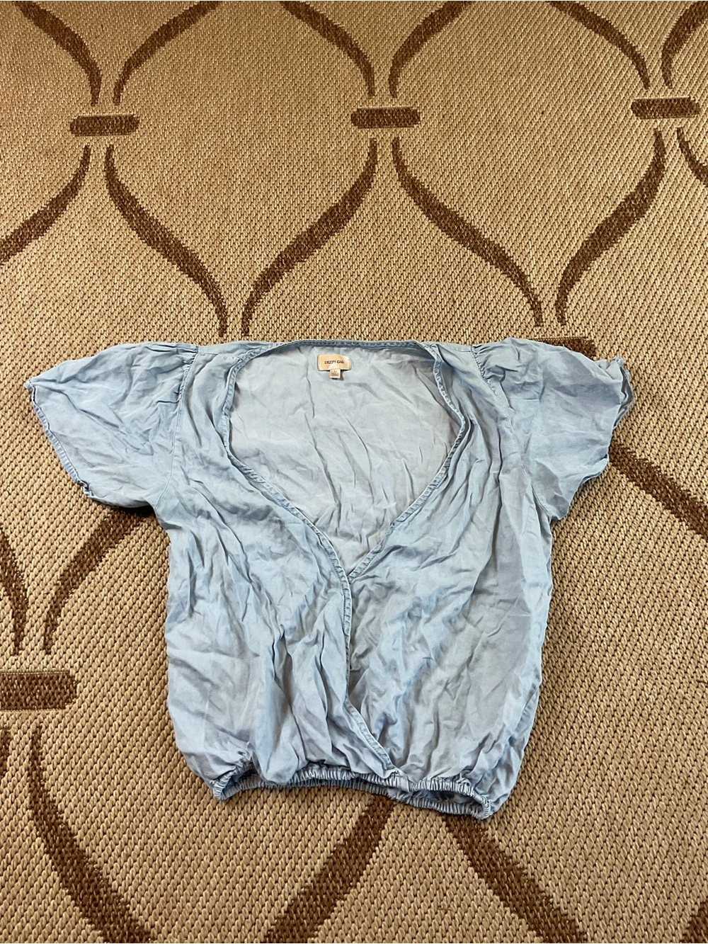 Dizzy Light Blue Short Sleeve V-Neck Blouson Top